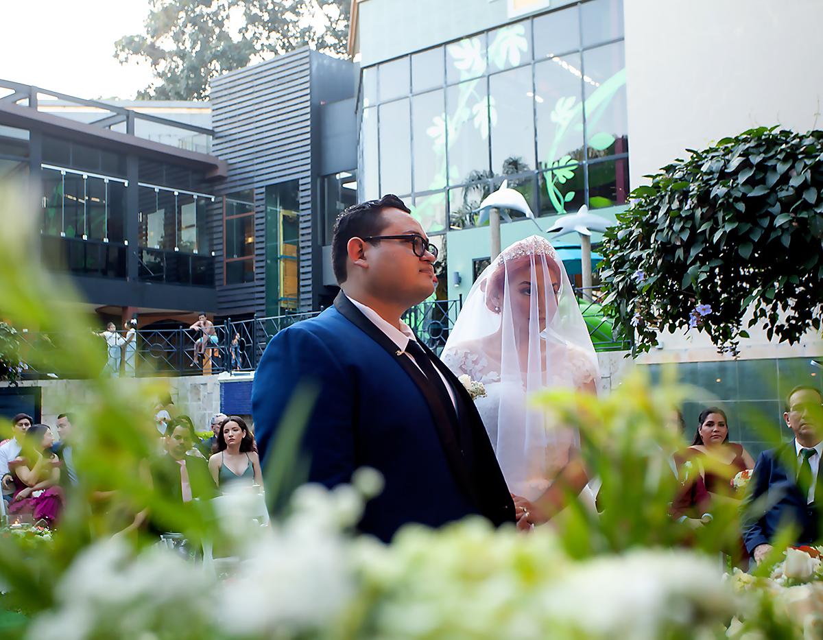 Boda de Douglas Flores y Annie Rivera