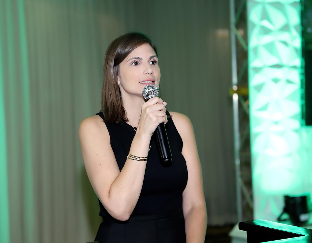 Pamela Cruz.