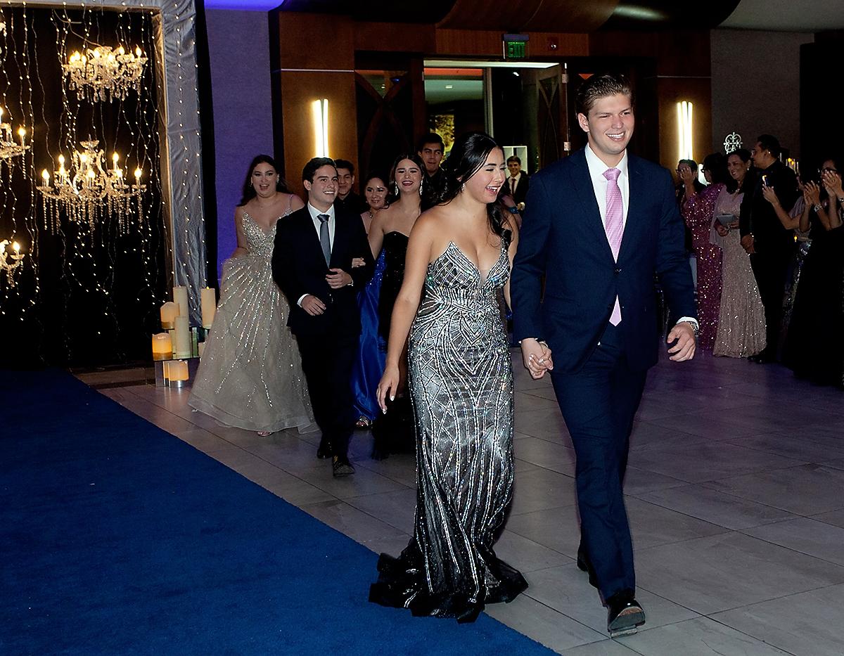 Fiesta de la prom 2024 de Seran School