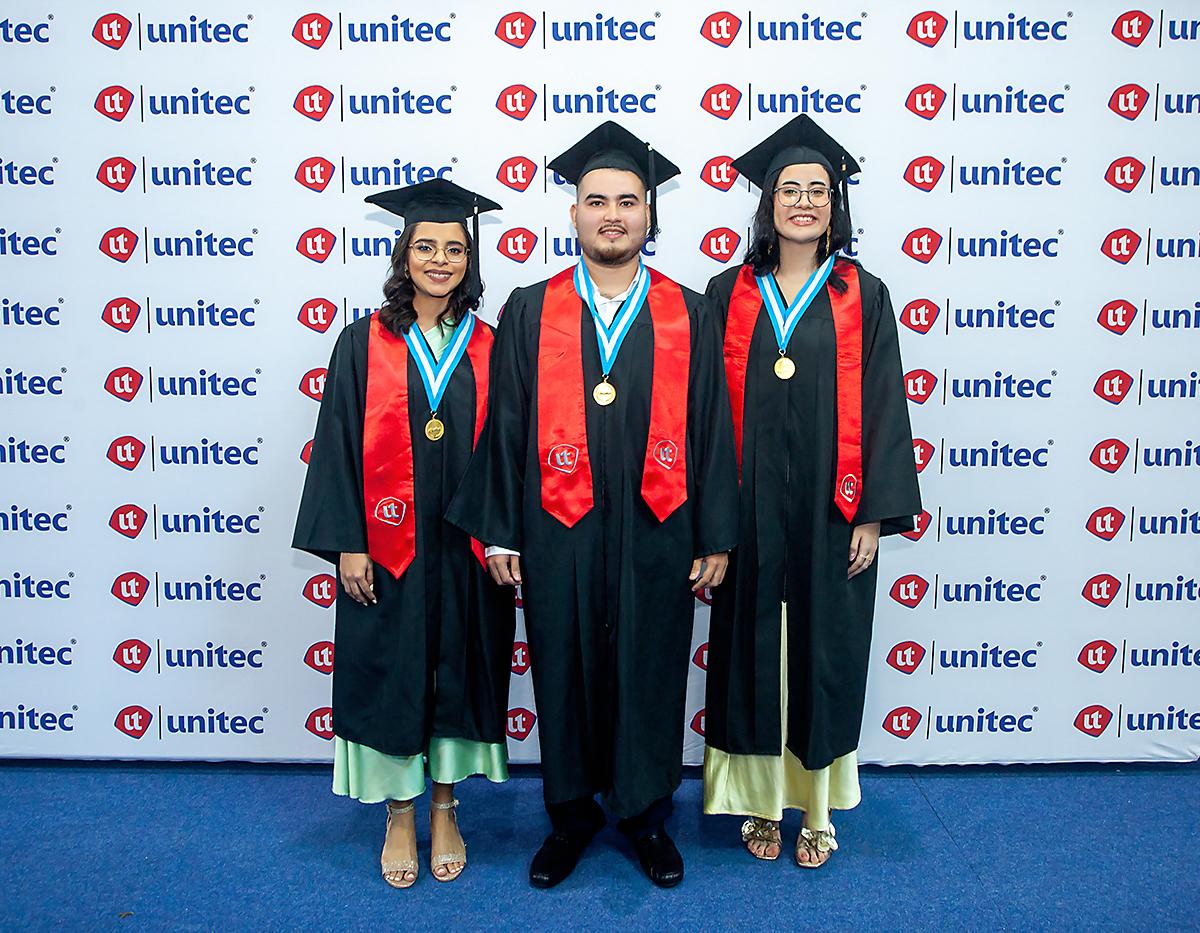 Graduaciones UNITEC 2024 en San Pedro Sula