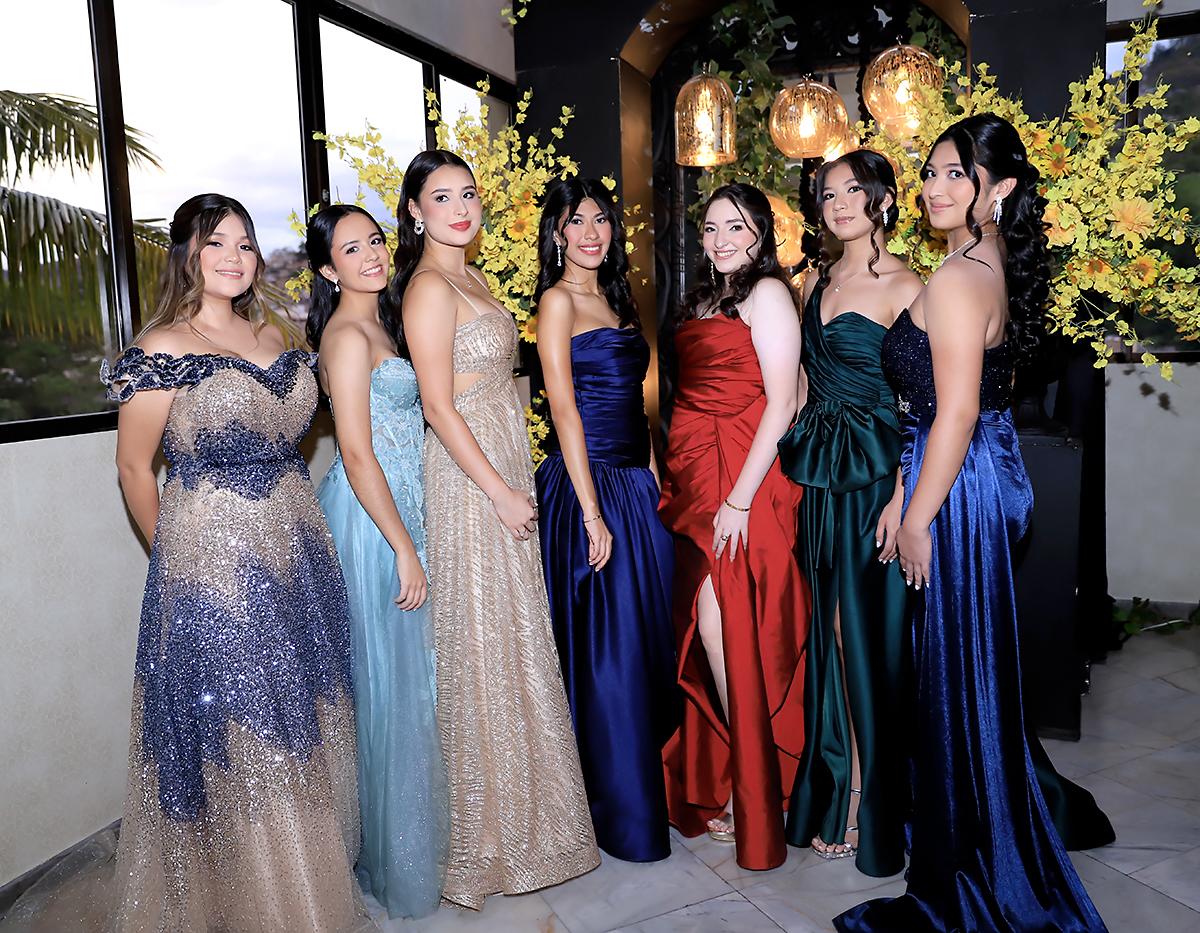 Fiesta de la prom 2025 de DelCampo School