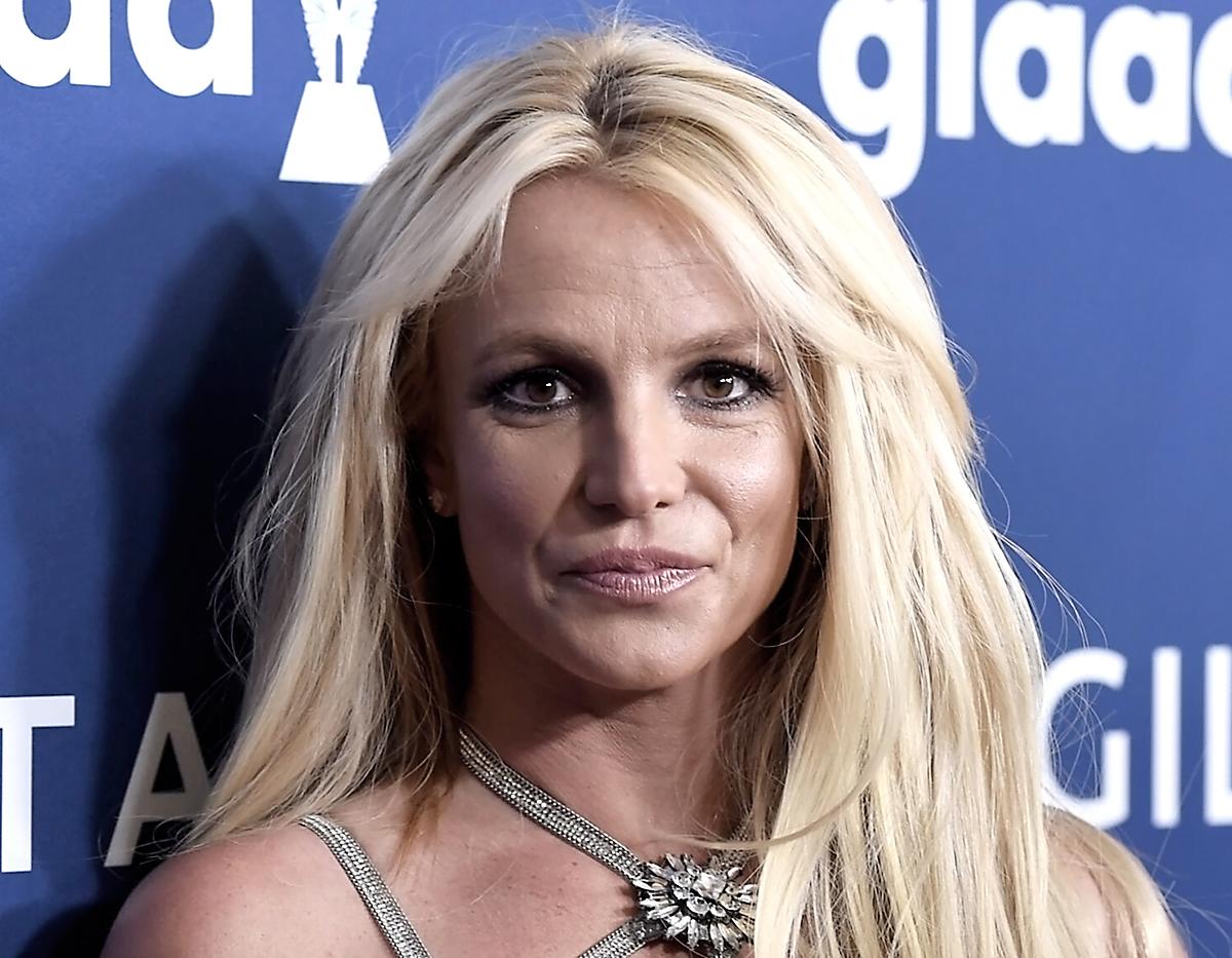 Britney Spears. Por un tiempo ignoró a Shakira y ahora por las dificultadas que pasa la colombiana dice estar a favor de Shakira.