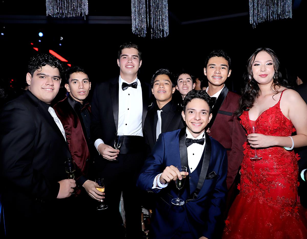 Fiesta de la prom 2024 de La Estancia School
