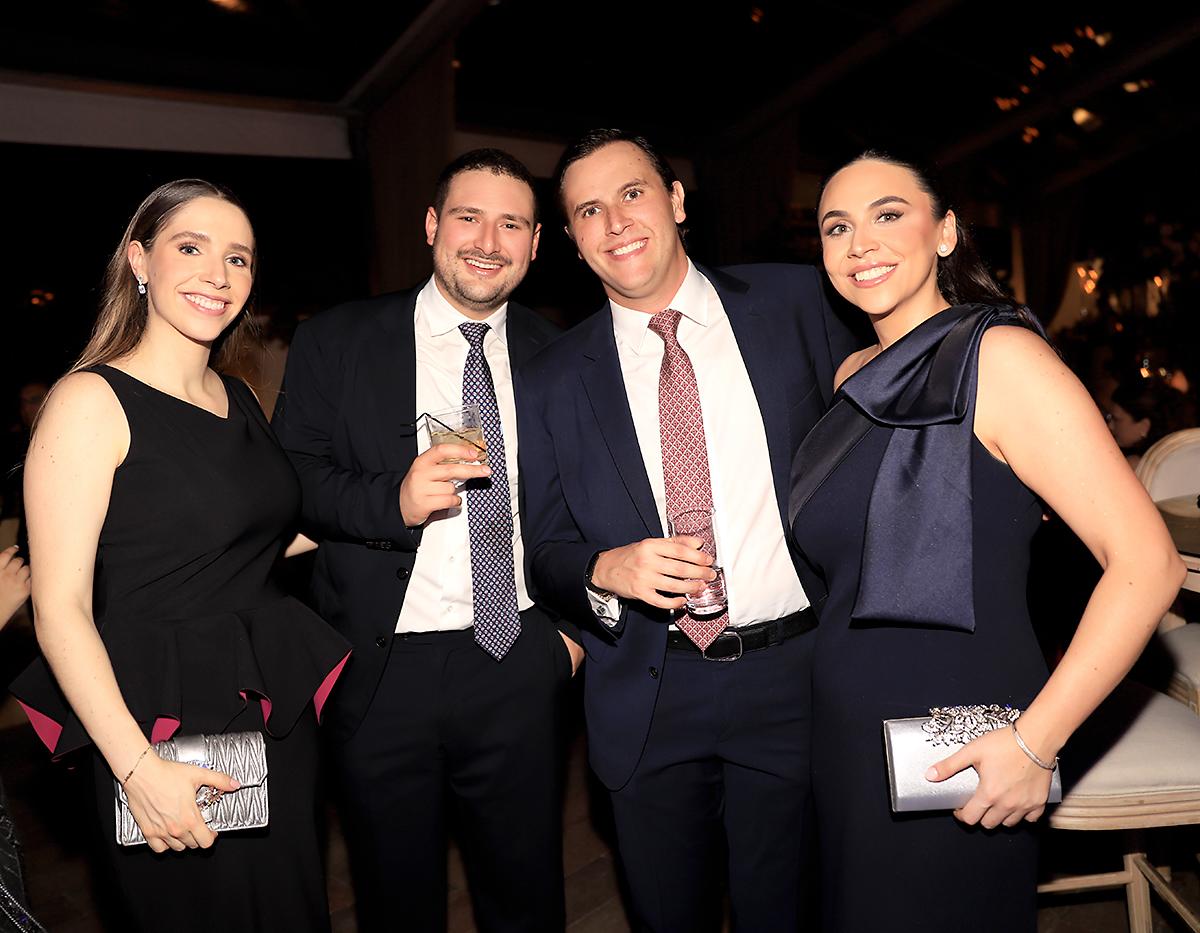Alexandra Asfura y Ricardo Vasquez y Edith Velasquez