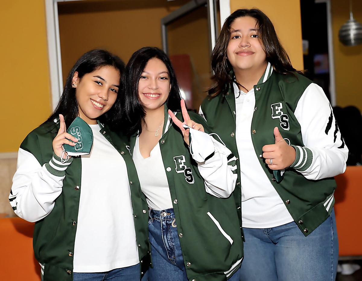 Andrea Velázquez, Daniela Martínez y Angélica Muñoz