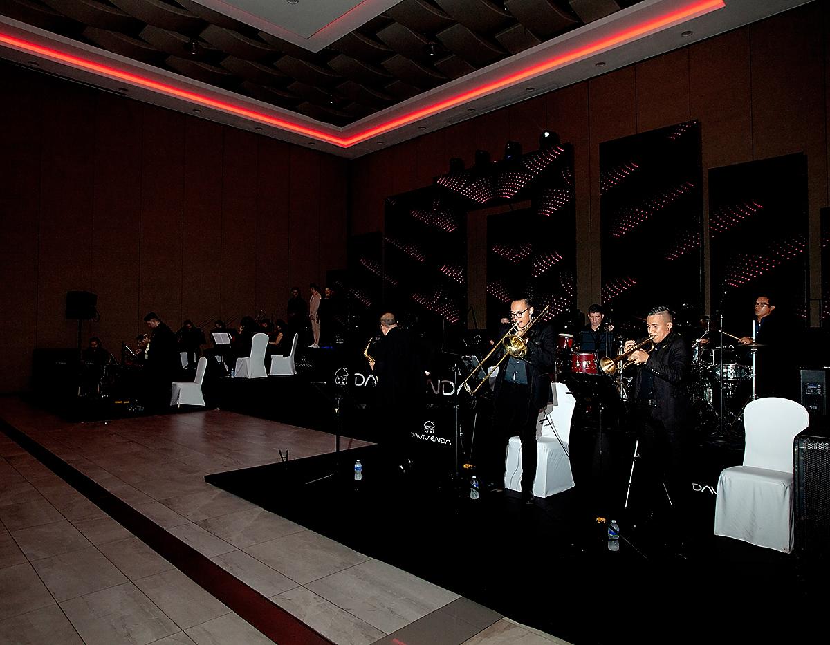 La agrupación Jazz Nova deleitó a las invitadas al evento “Serenata para Mamá”.