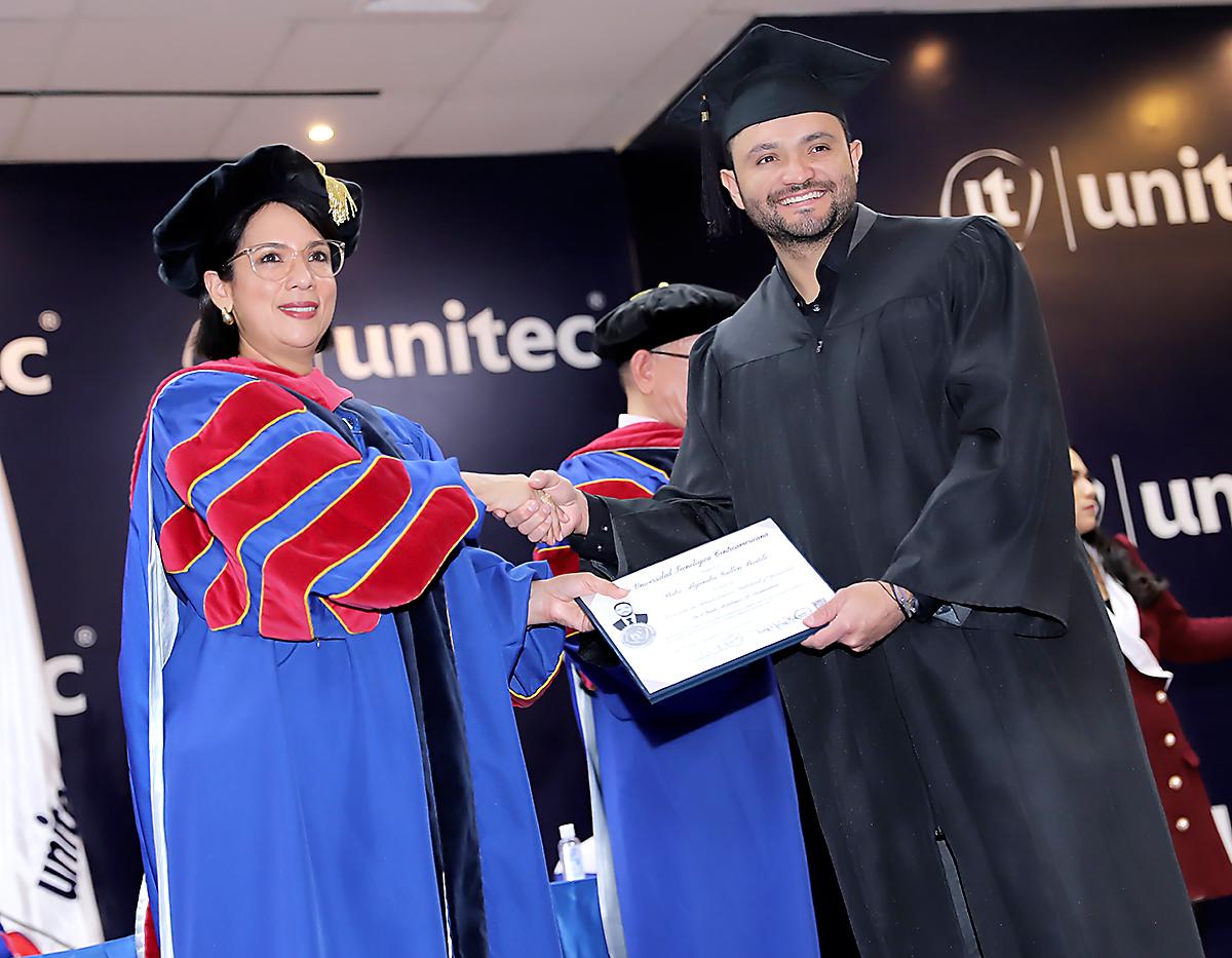 Graduaciones de Pregrado UNITEC TGU 2024