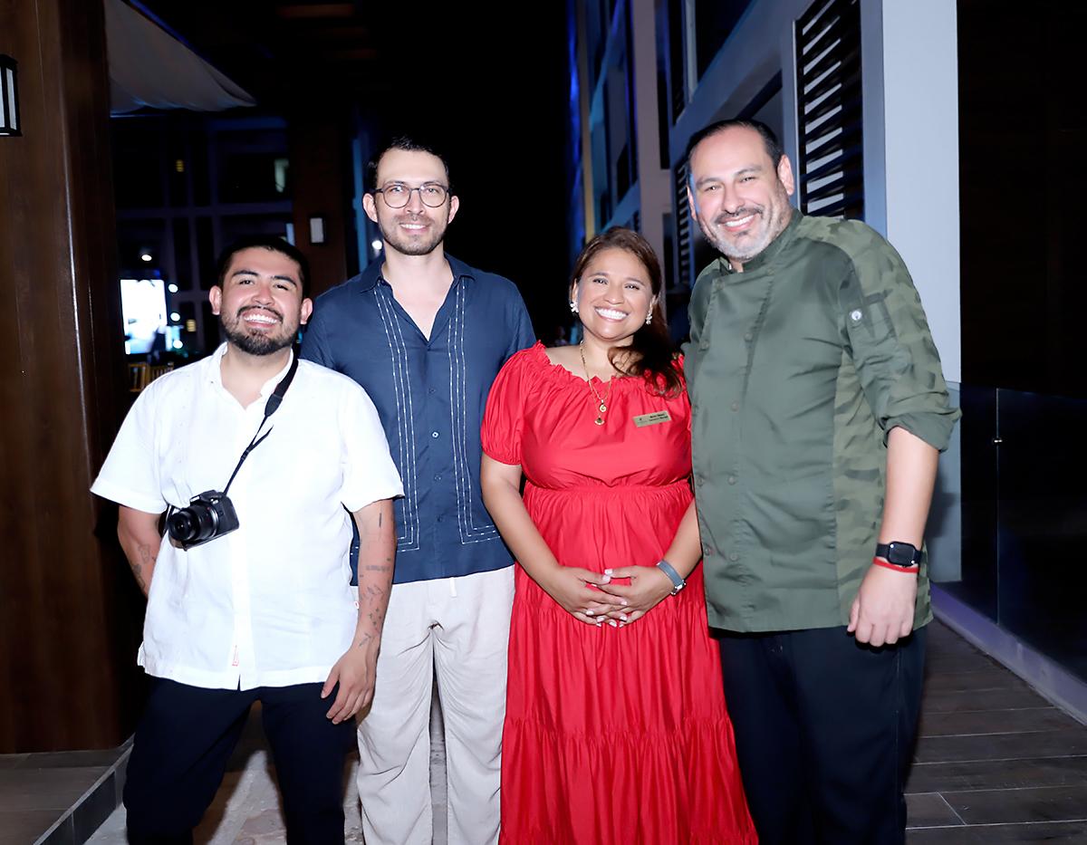 Héctor Álvarez, Ángel Fajardo, Miriam Olivera y Roberto Torres.