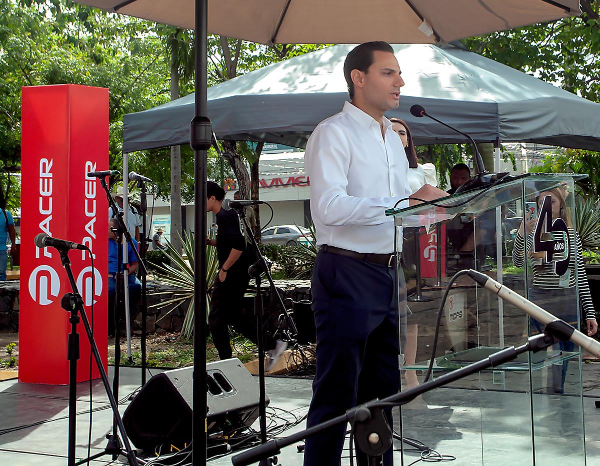 Juan Carlos Canahuati, gerente general de Pacer, al momento de su participación.