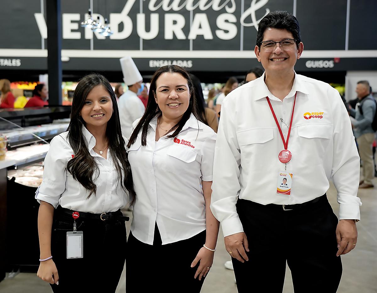 Supermercados SuperCoop abre sus puertas en Plaza Orquídeas en Tegucigalpa