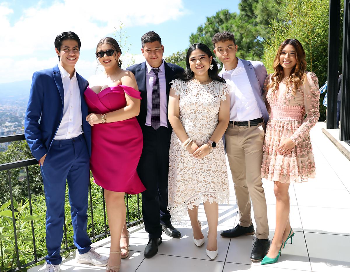 Carlos Peralta, Carolina Chang, Daniel Montalvan, Daniela Rivera, Ramon Banegas y Valeria Diaz.