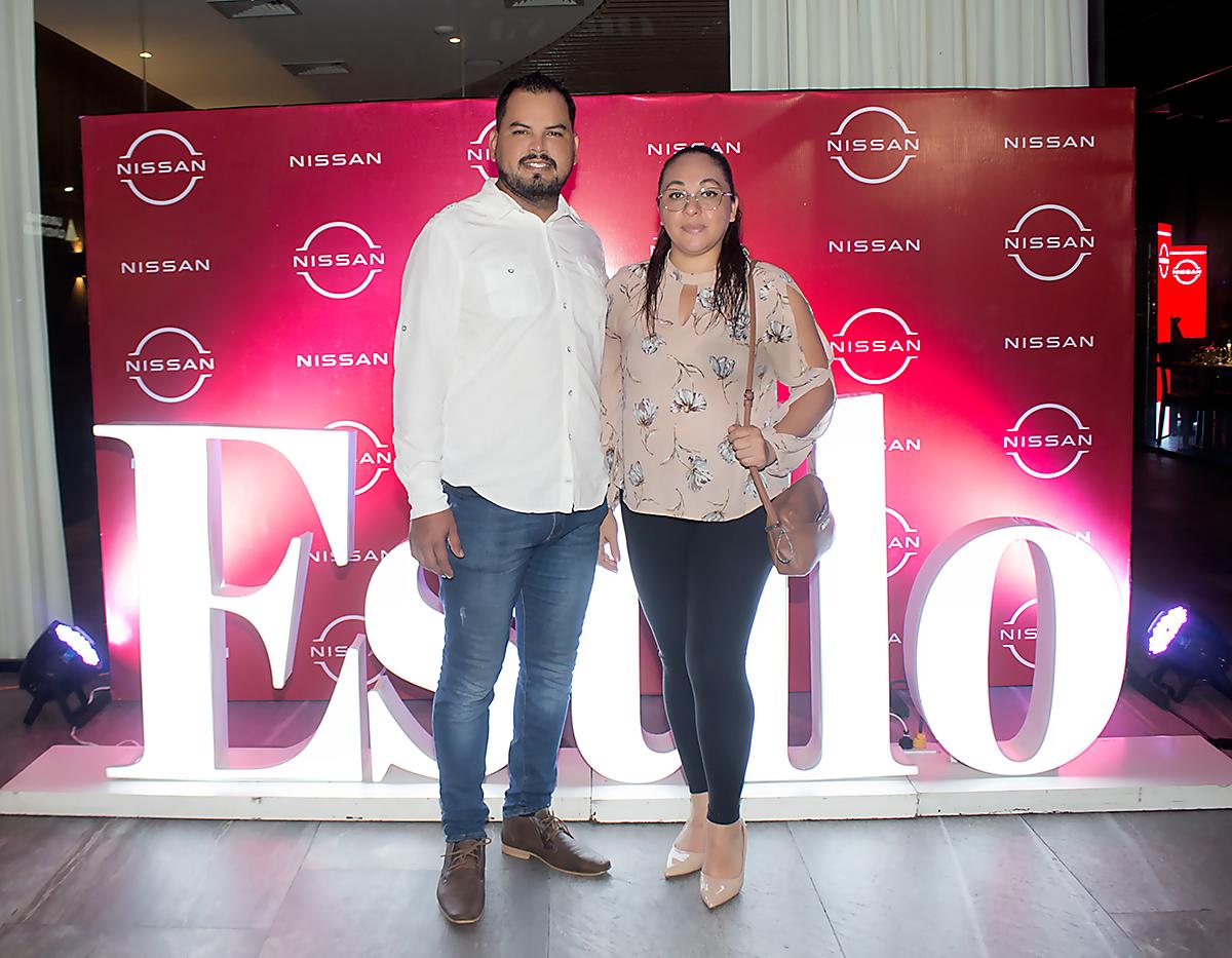 Rene Rojas y Salma Hernández