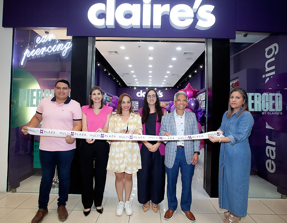 Juan Fernando Villeda, gerente de tienda, Pamela Cruz, Gladys Centeno, Claudette Kattán, Roberto Morales y Yamileth Rodríguez.