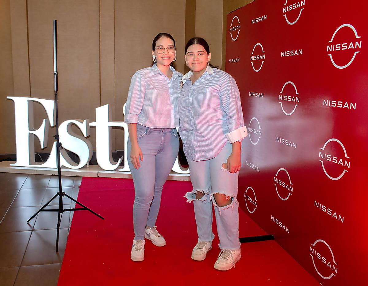 Luciana y Andrea Portillo.