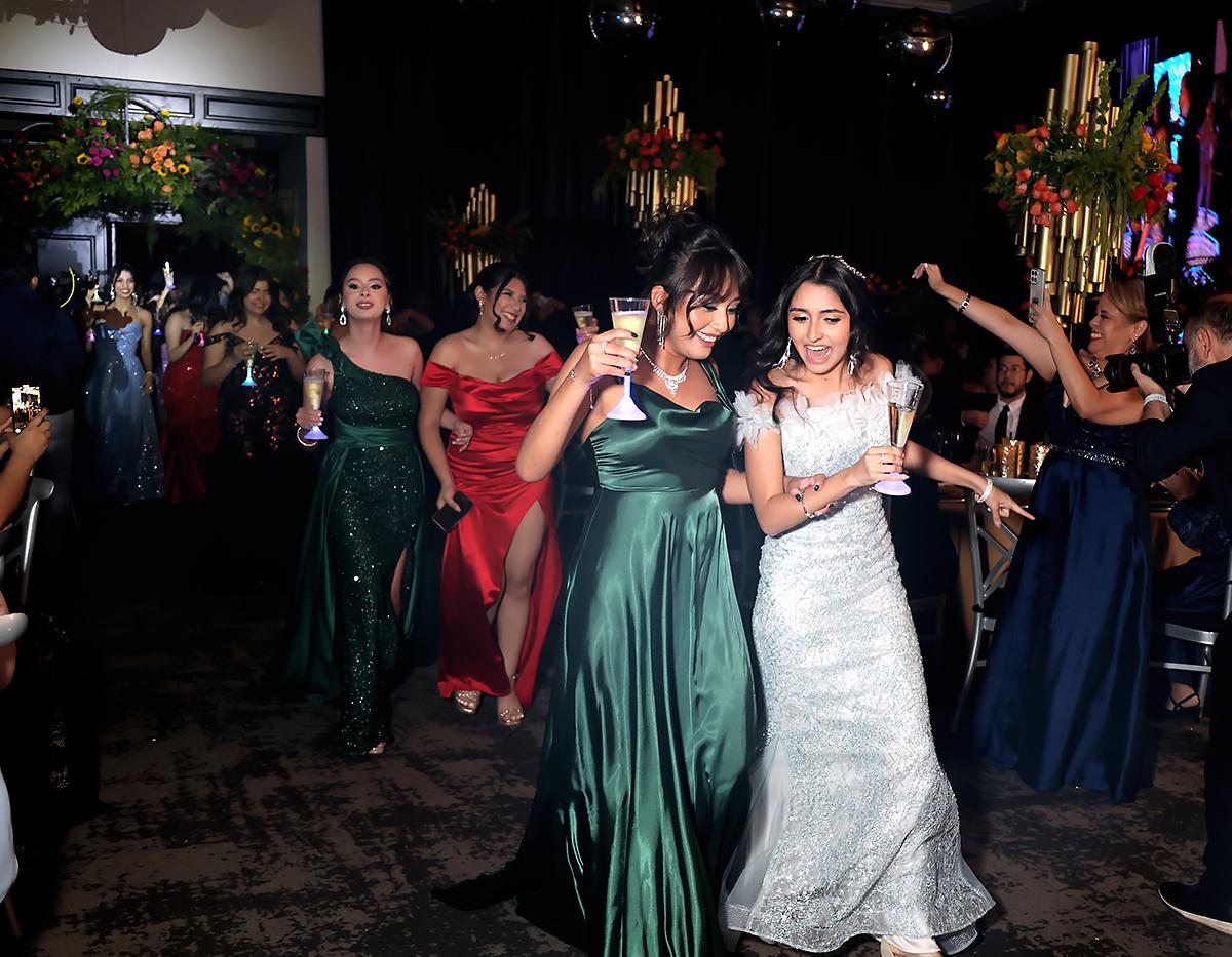 Fiesta de la prom 2025 de Dowal School