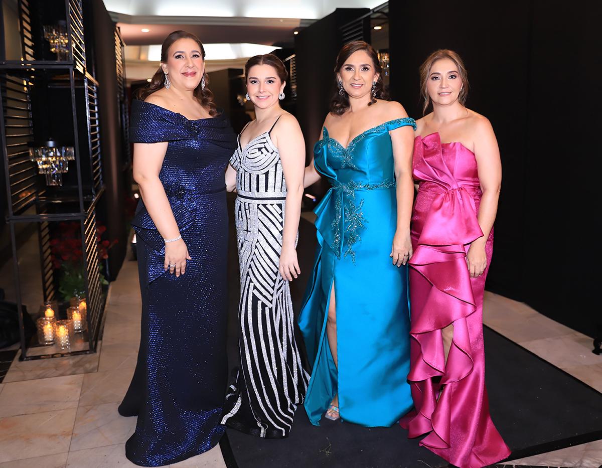 Invitados a la prom 2025 de DelCampo School