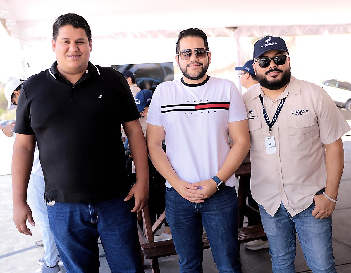 Ricardo Moya, Omar Moya y Carlos Velásquez