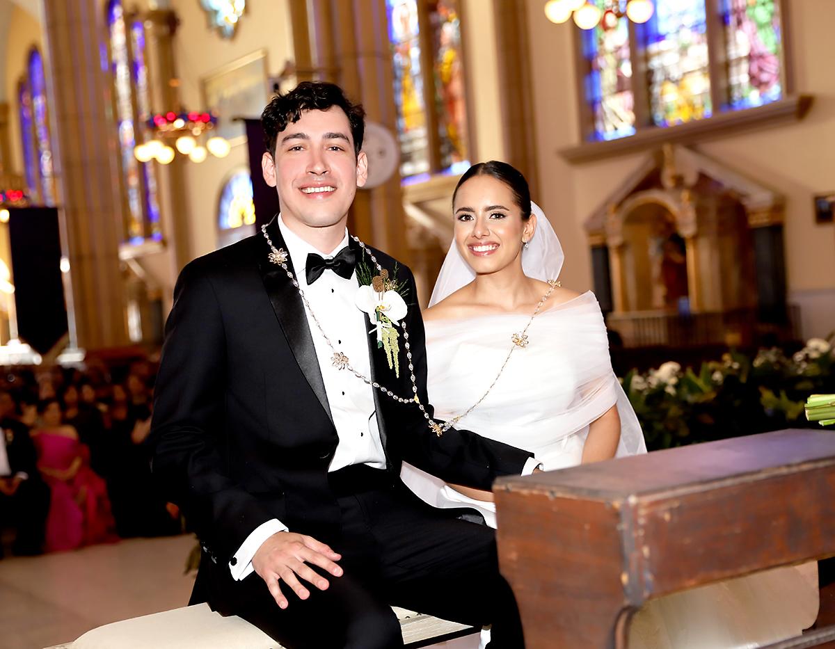Así fue la boda eclesiástica de Alejandra Zúñiga y Gabriel Sierra