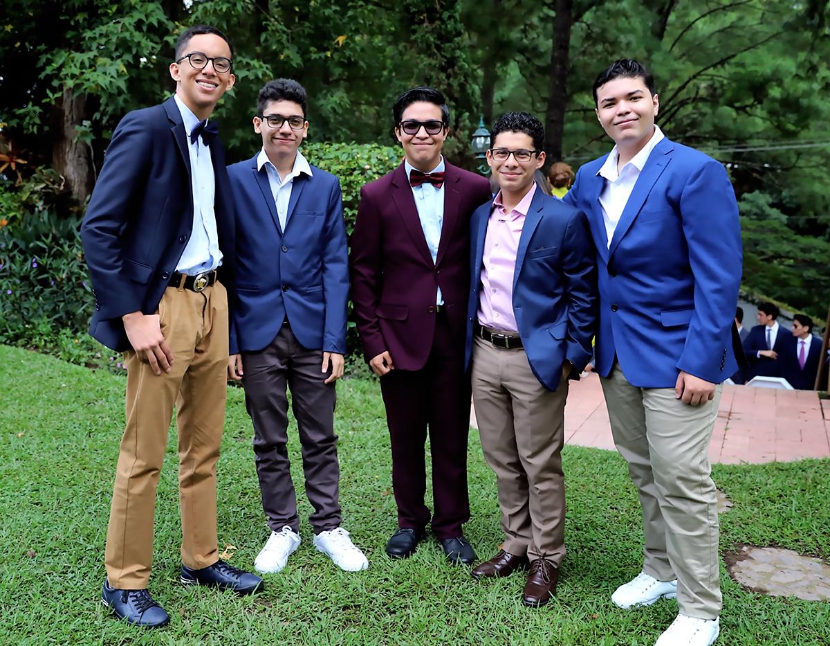 José Escobar, Ricardo Vásquez, Héctor Flores, Gerardo Hasbum y Luis Sandoval