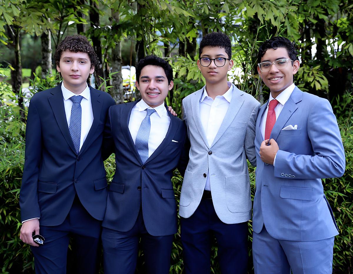 José Eguigurems, Martín Rovelo, Daniel Rodríguez y Javier Fuentes. José Eguigurems, Martín Rovelo, Daniel Rodríguez y Javier Fuentes.