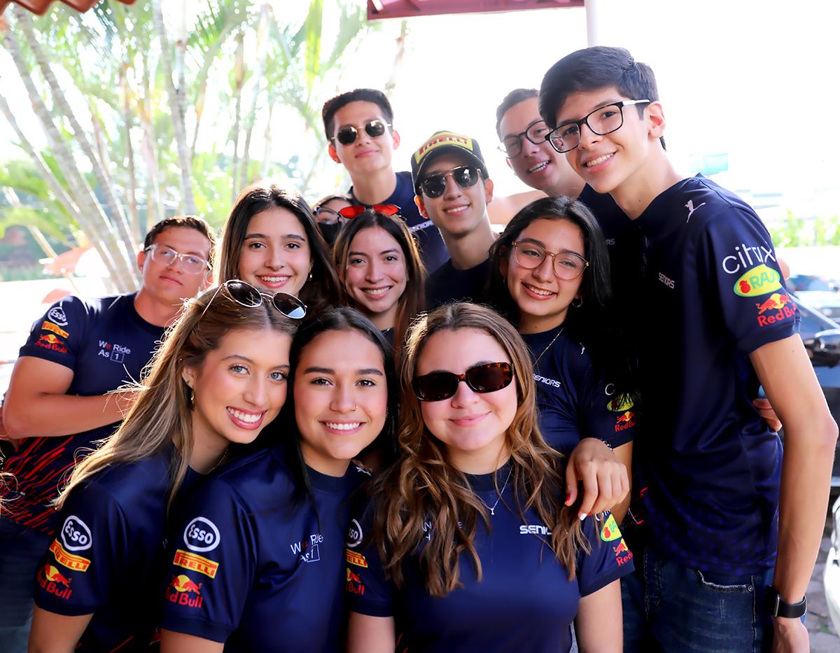 María Paula, Andrea Gonzales, Isabella Canales, Luis Ramos, María Valencia, Lucía Arita, Marlon Acosta, Héctor Ramírez, Emely Velásquez, Gabriel Barahona y Luis Maradiaga
