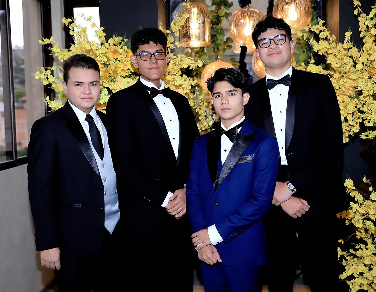 Fiesta de la prom 2025 de La Estancia School
