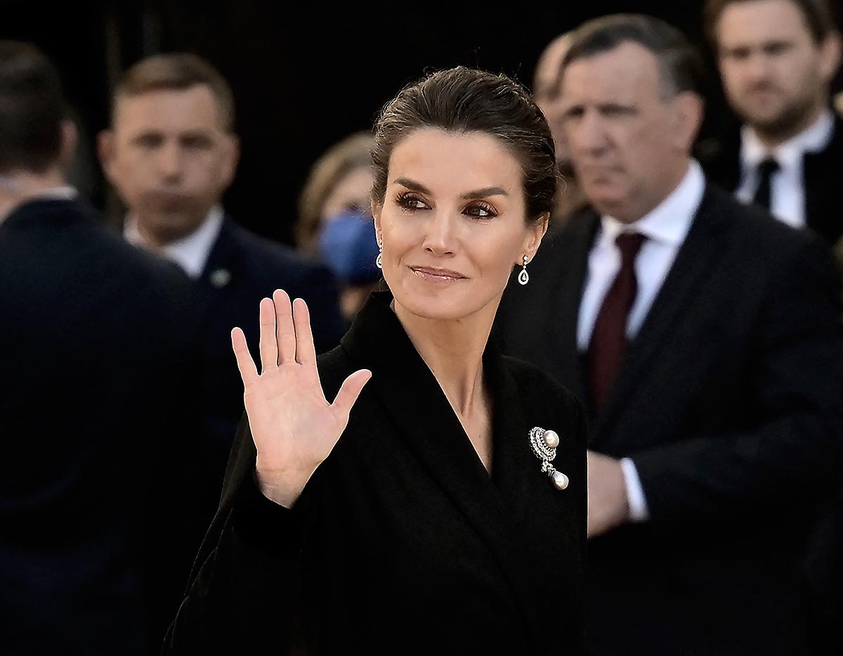 La reina Letizia de España durante el funeral de Constantino II, hermano de la reina emérita Sofía