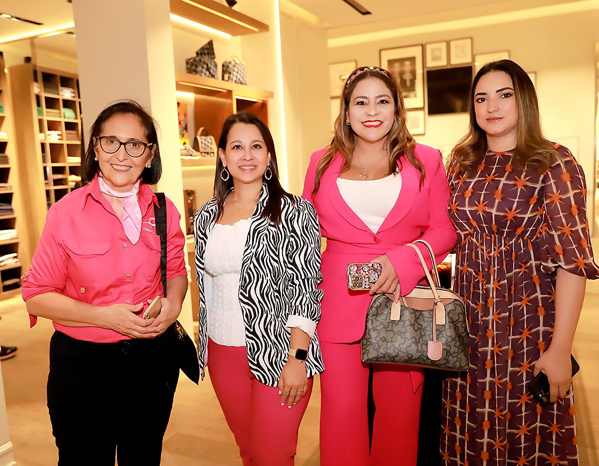 Rosemonde Abedrabbo, Lila Fúnez, Melissa Cárcamo y Stephanie Rodríguez.
