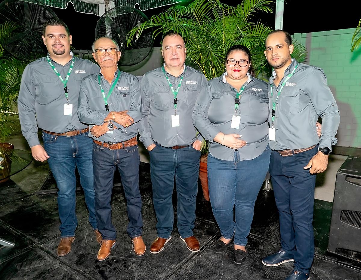 Edson Benitez, Pompilio Peña, Nelson Fúnez, Karen Aguilar y Edgar Peña.