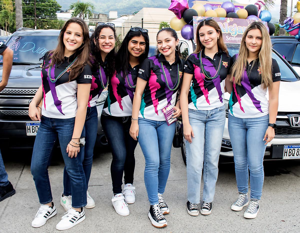 Michelle Vallecio, Isabel Flores, Nishme Jeer, Fabiana Rizzo, Alejandra Cevallos e Isabella Deras.