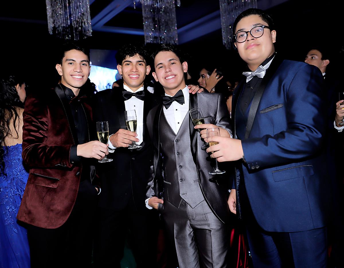 Fiesta de la prom 2024 de La Estancia School