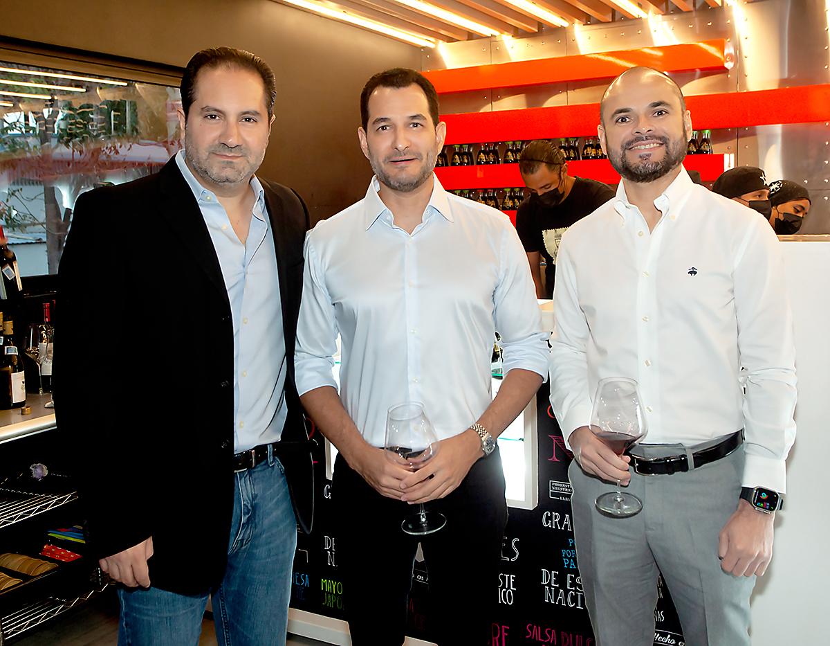  André Nasrala, Roberto Córdoba y Kevin Vásquez