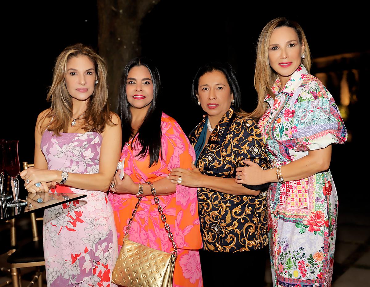 Diana Atala, Ana Sikaffy, Rosario Zuñiga y Karla Kafie 
