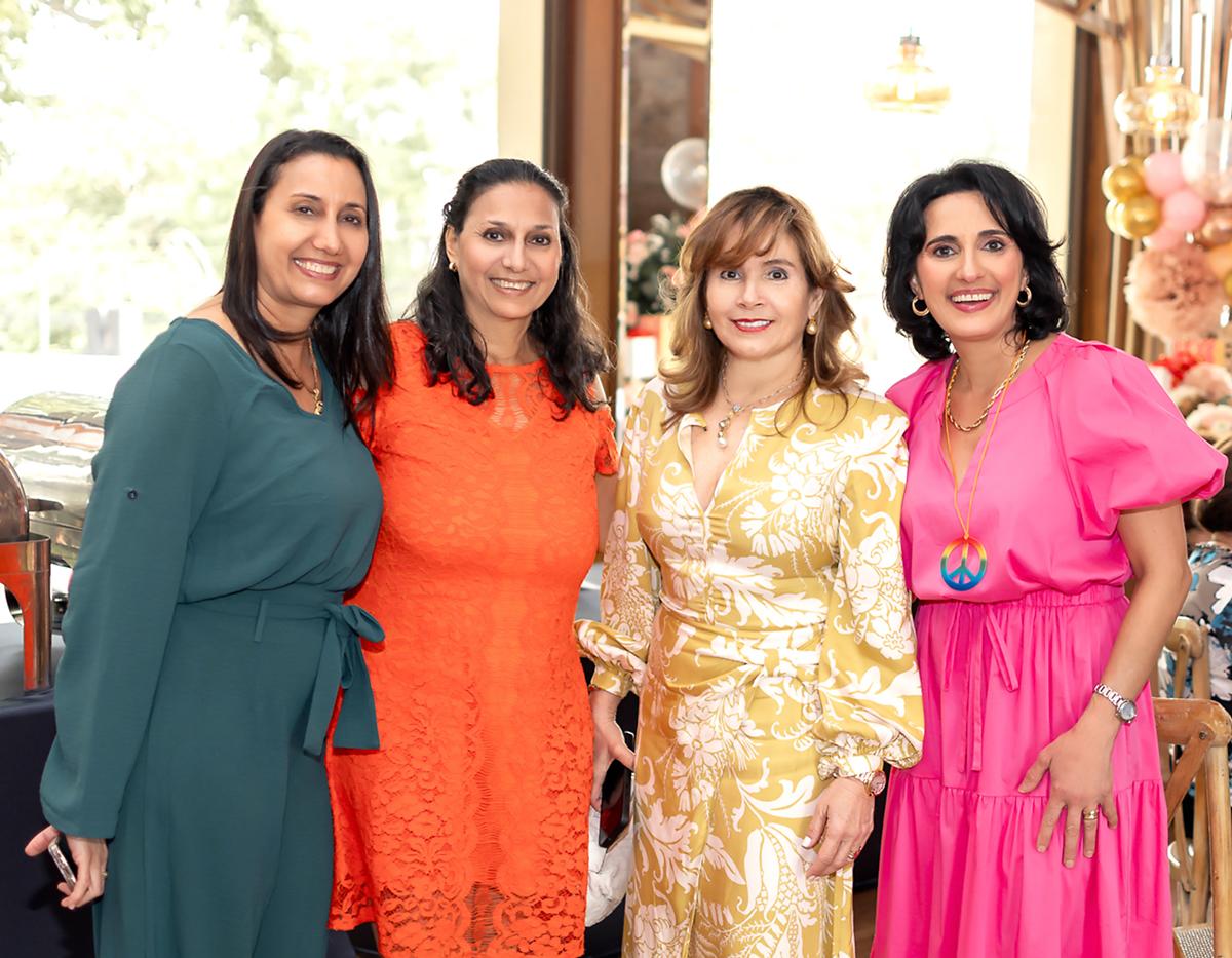 Mirna Pumpo, Nataly Jaar, Elena Faraj y Johana Jaar.