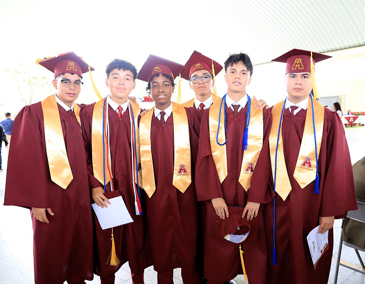 Leonardo Álvarez, Ariel Mercado, Naruny Norales, Fernando Castellanos, José Zaldivar y Cristhian Soriano.