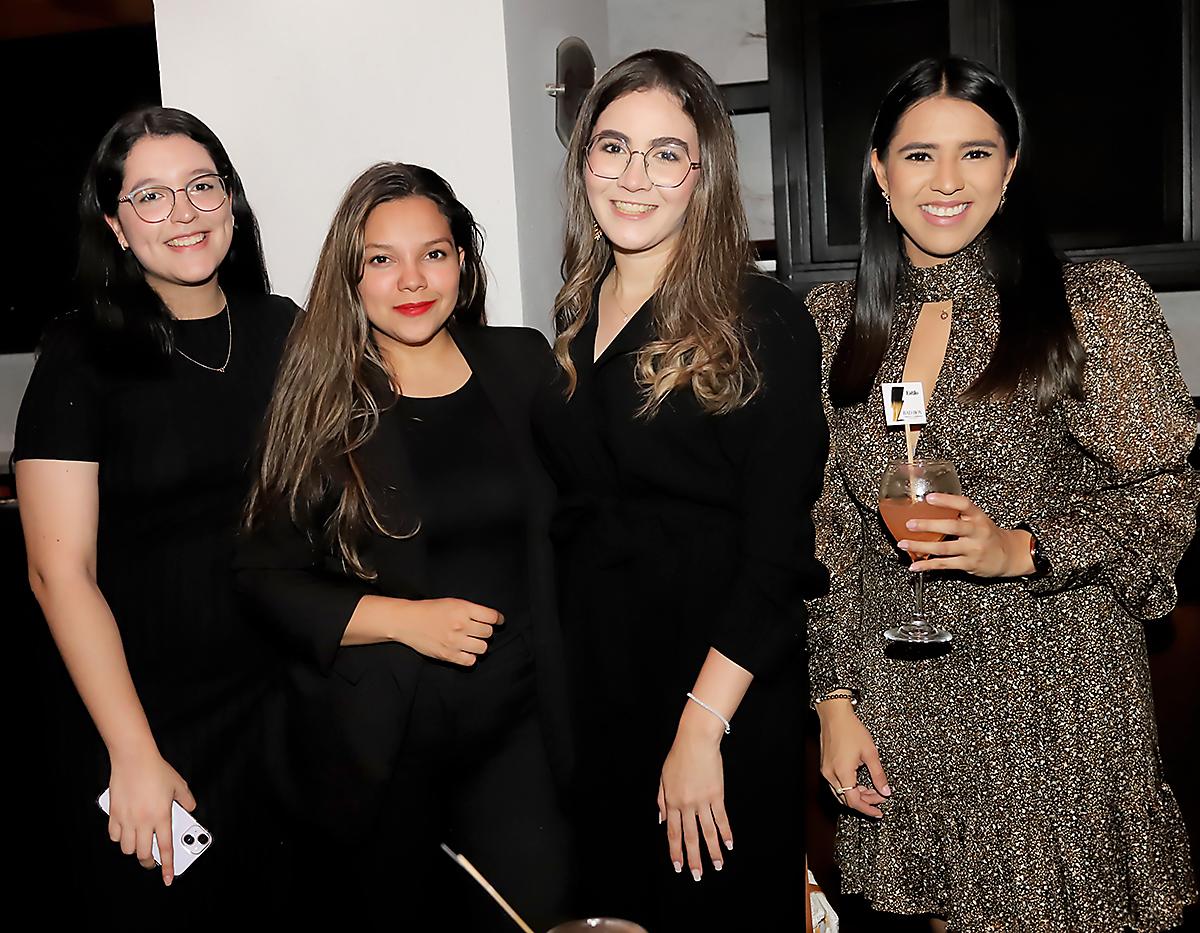 Karelia Rivera, Ana Gómez, María José Alvarado y Norma Farias