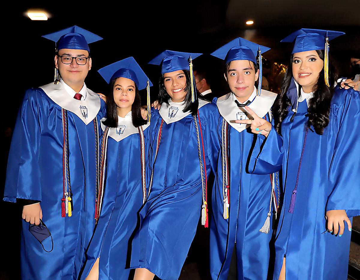 Hector Sabillón, Isbeth Mendoza,Génesis Castro,Dariel Sevilla y Nahomy Suárez