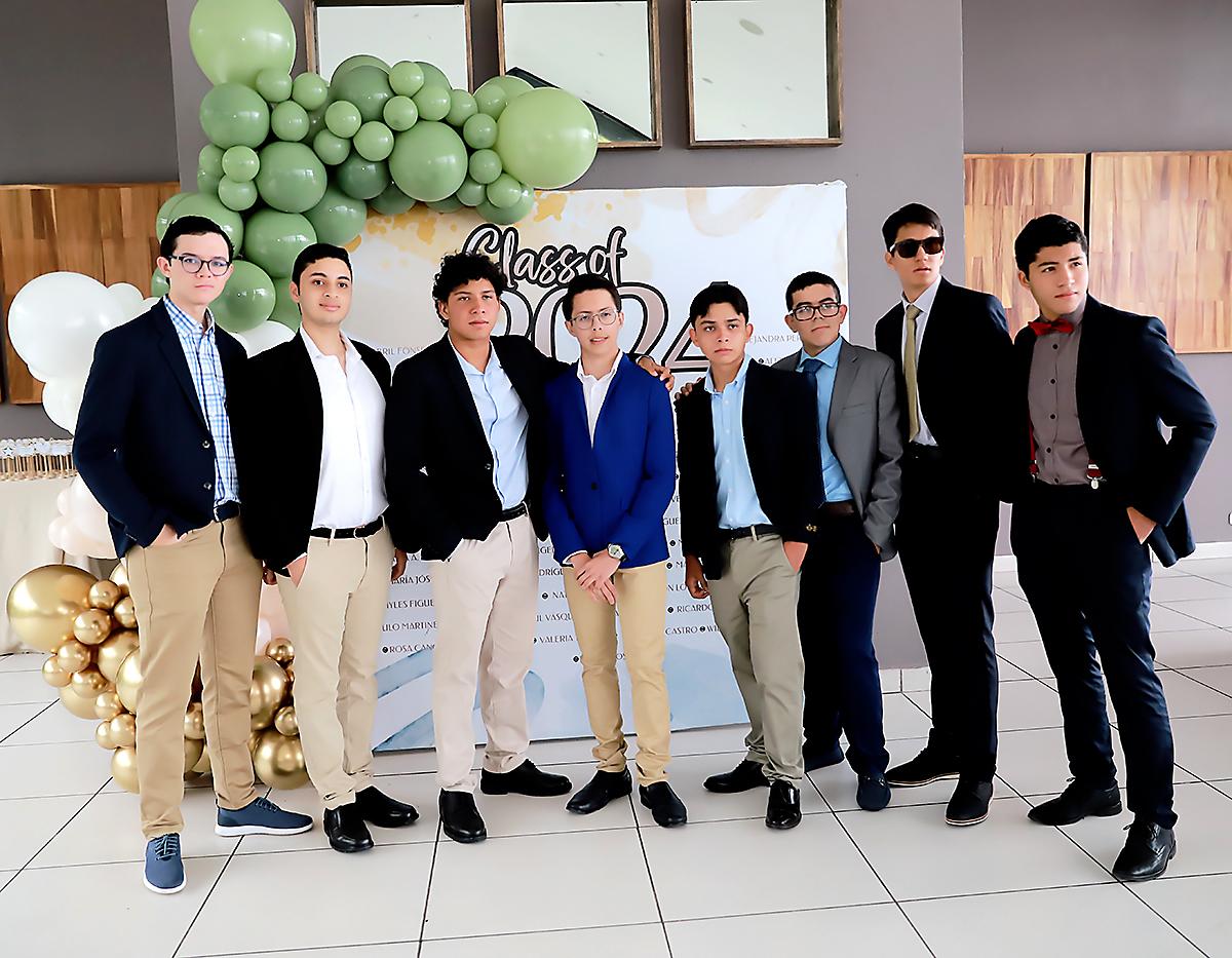 Diego Zelaya, Arnold Sabillón, Paulo Martínez, Marlon Bustillo, Nelson Lovo, Alfredo Torres, Francisco Zapata y Roberto Rodríguez