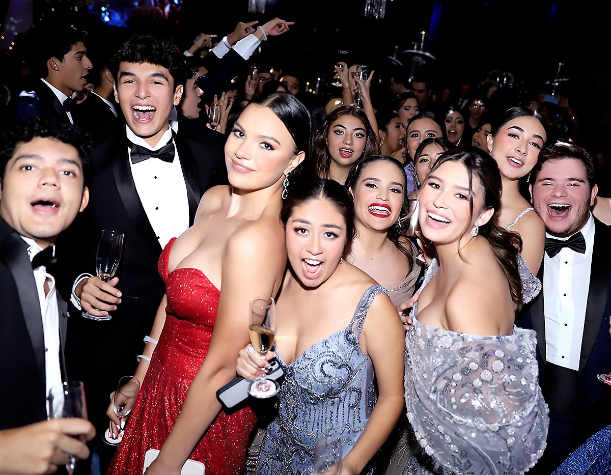 Prom Night de los seniors 2024 de Macris School
