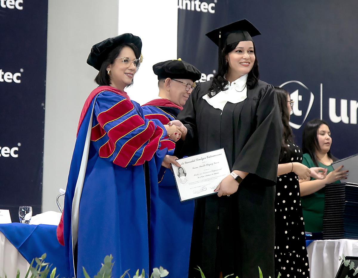 Graduaciones de UNITEC SPS 2024