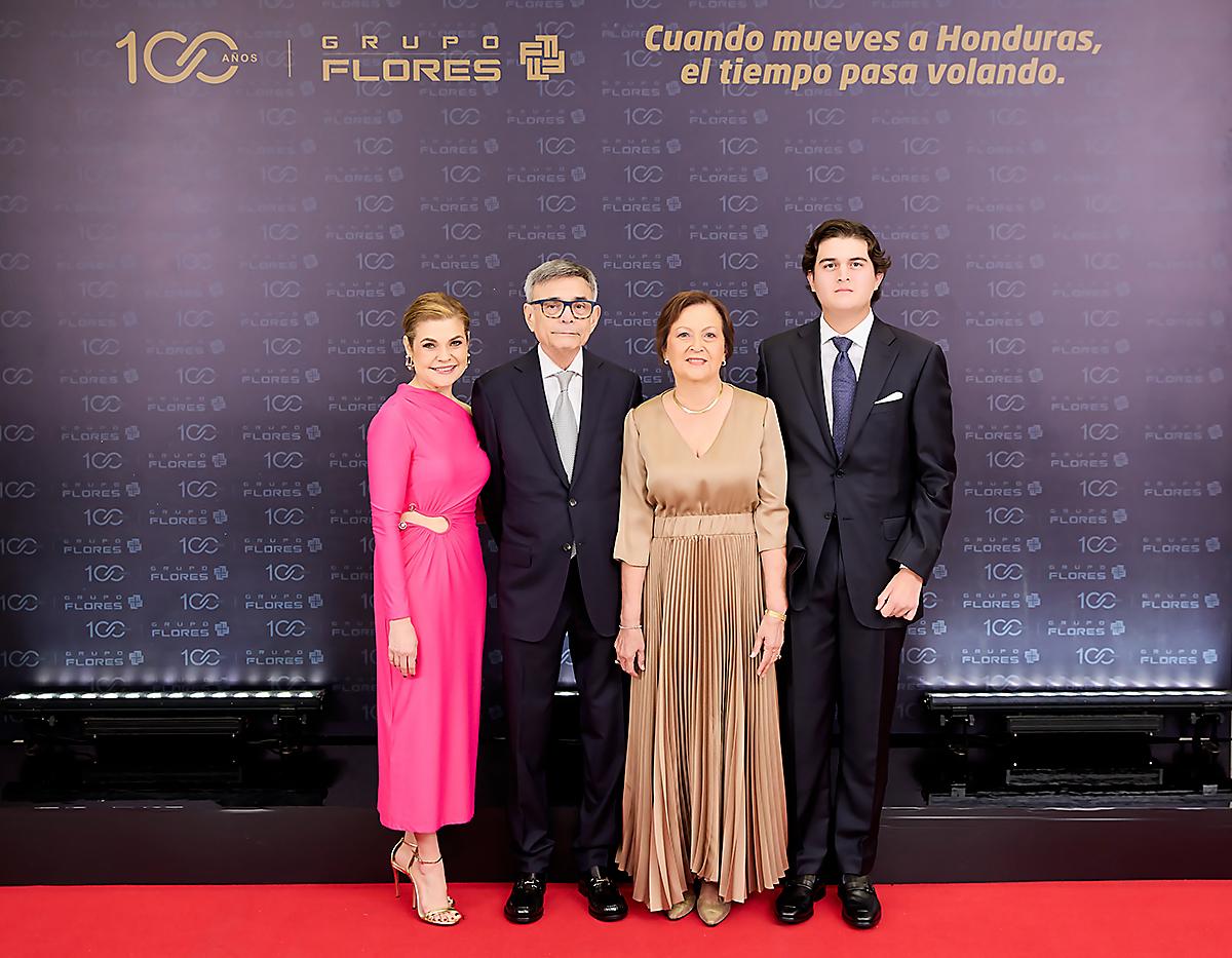 Los invitados a la gala por los 100 años de Grupo Flores