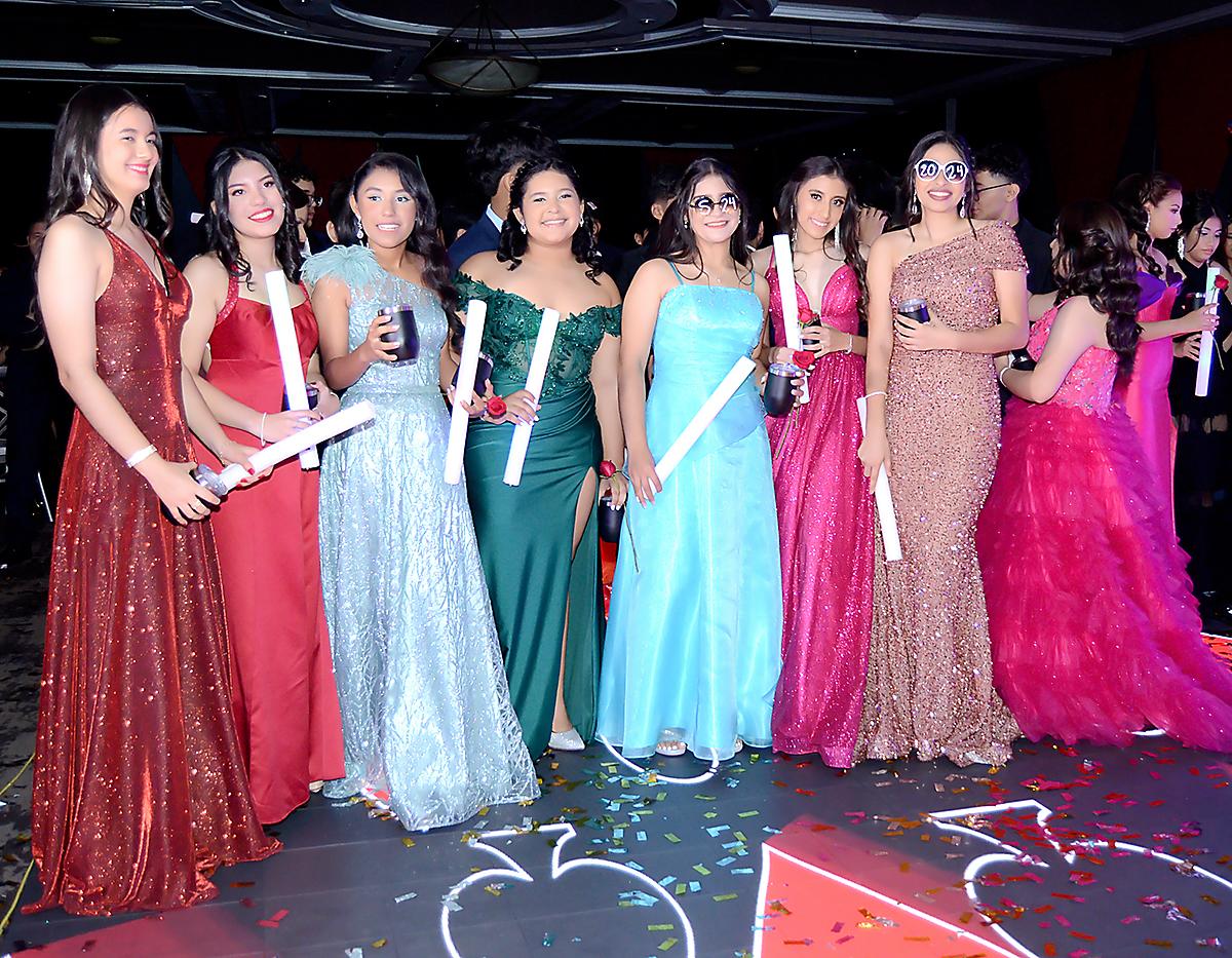 Fiesta de la prom 2024 de England School