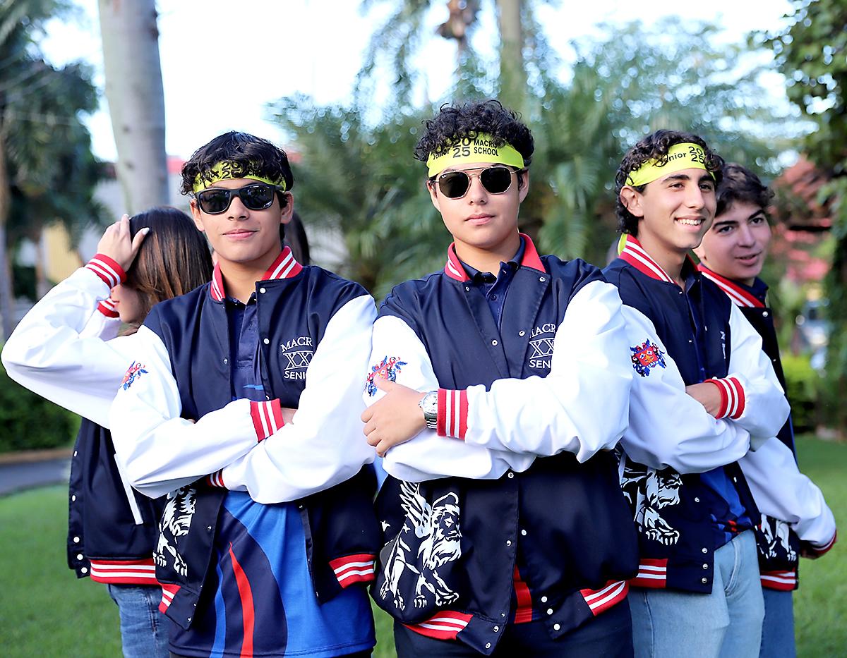 Senior Entrance 2025 de Macris School