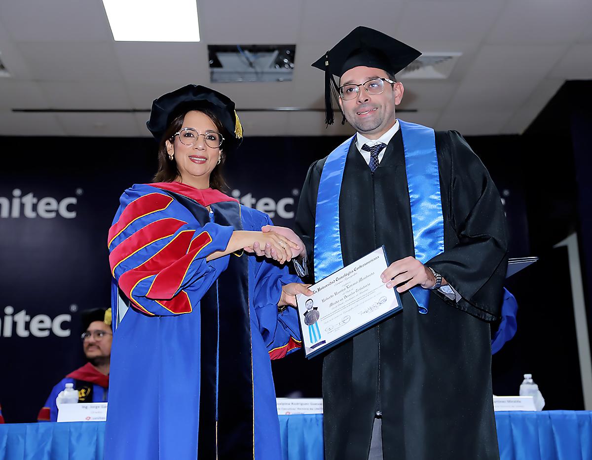 Graduaciones de postgrado UNITEC 2023