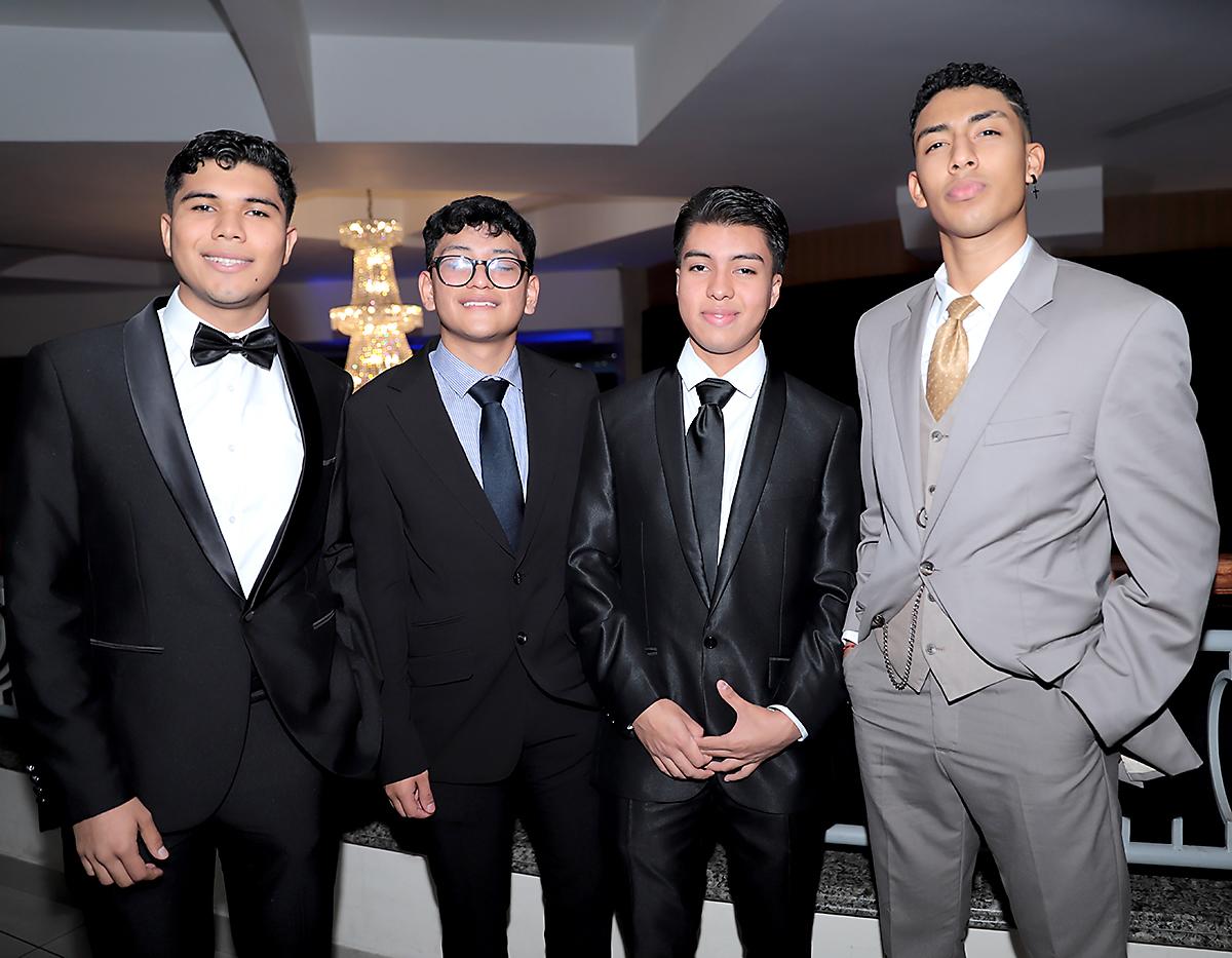 Fiesta de la prom 2024 del San José del Carmen