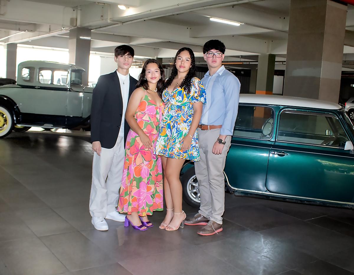 Daniel Melgar, Mariana Machado, Bryanna Quan y Luis Enamorado 