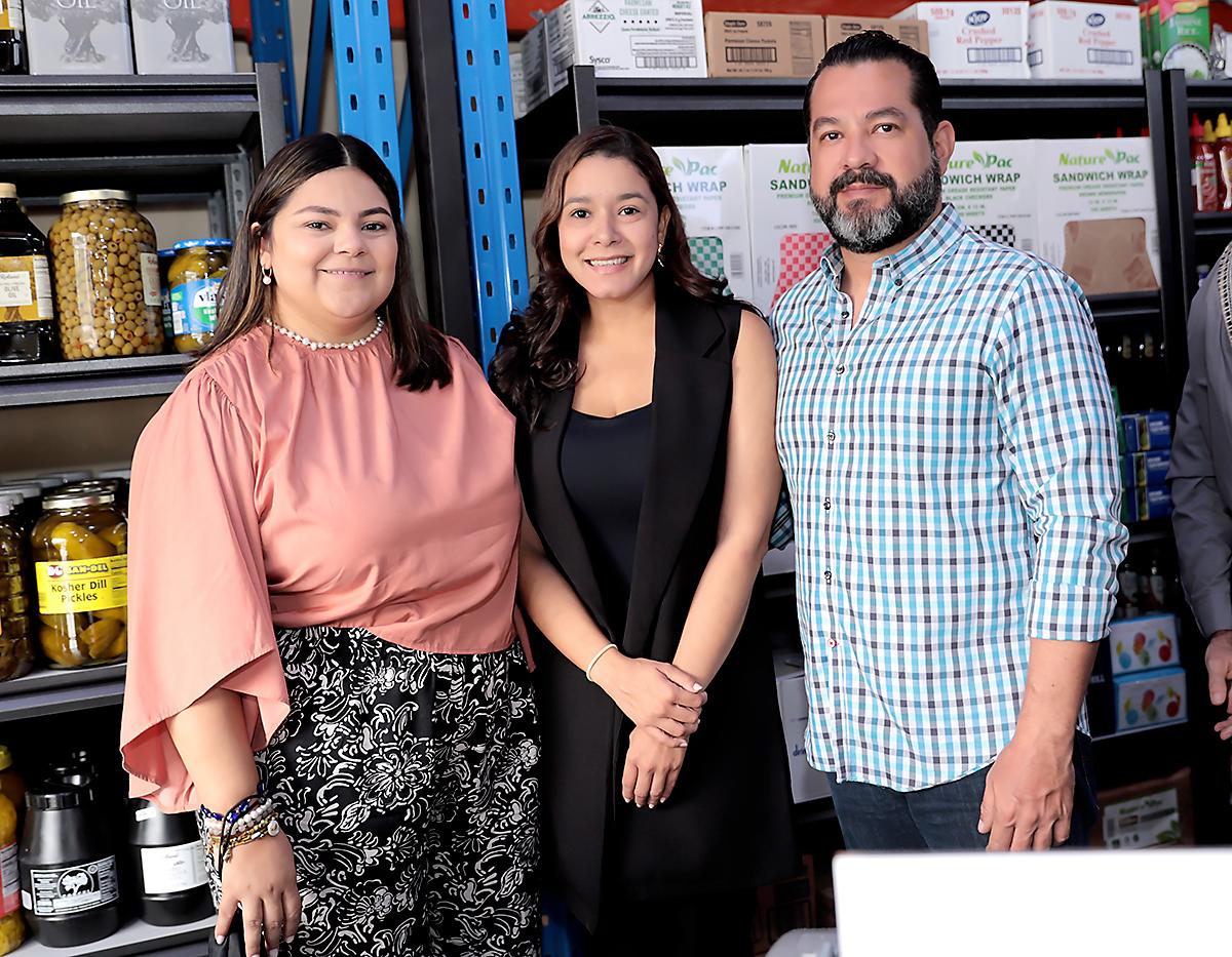 Yilyith Recarte, Andrea Mejía y Edgardo Castillo.