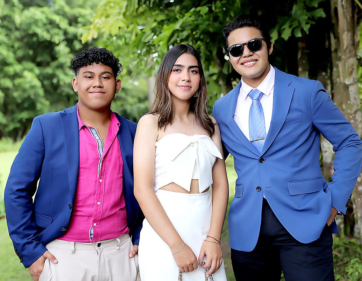 Andre Maradiaga, Alexa Rivera y Juan José Guzmán