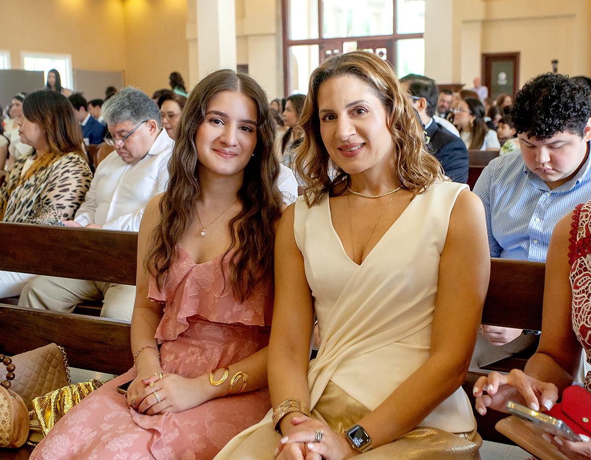 Daniella Massu y Laura Larach.