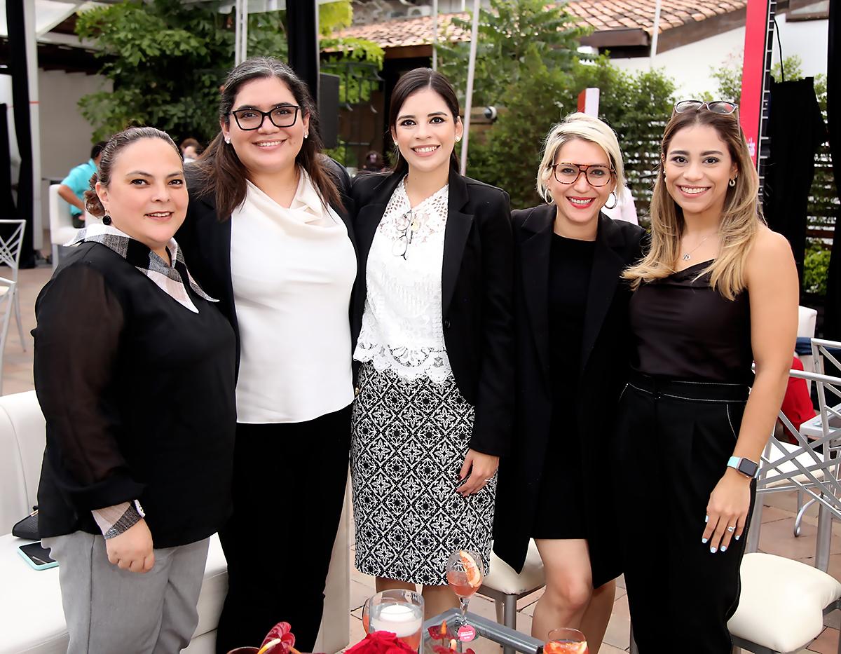 Mujeres BAC, Sin Límites